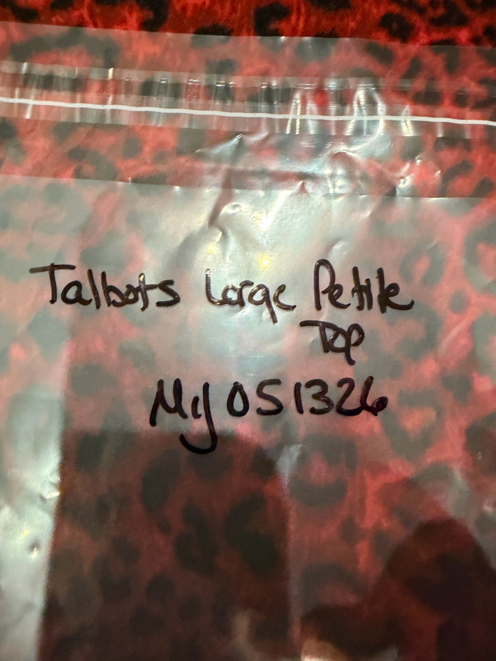 Talbots Petites LP Red Leopard Print Knit Top Long Sleeve V Neck Blouse - Picture 8 of 8